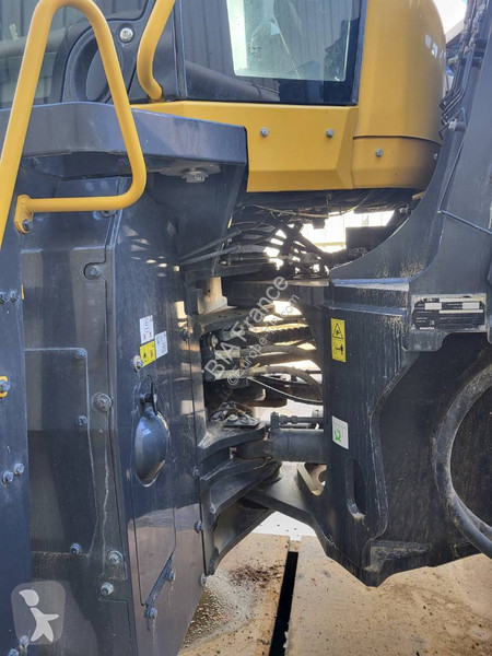 Chargeuse Komatsu WA485-11E0