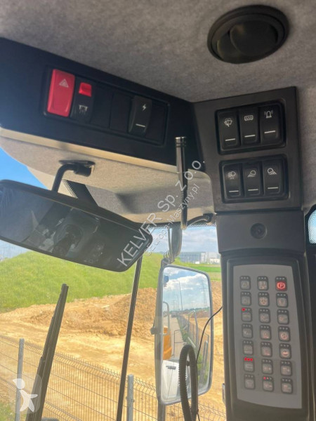 Nakladač Liebherr Xpower * VEI HELPER X *