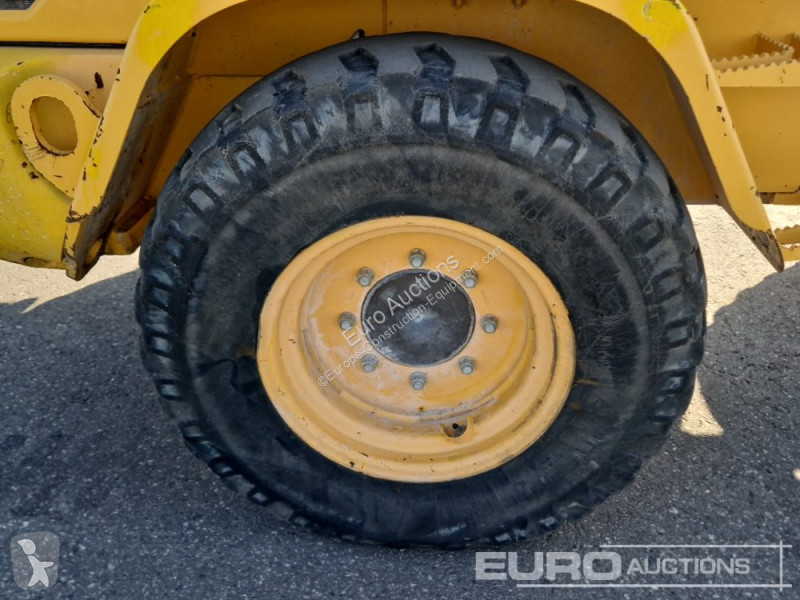 Açık artırma lastik tekerli yükleyici ikinci el araç Volvo L 30 G