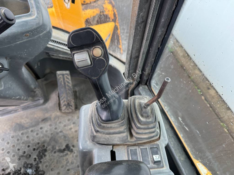 Nakladač Volvo B - Bucket + Forks / Quick Coupler