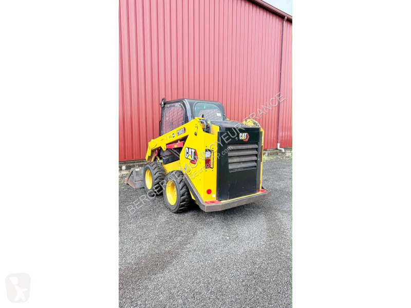 Chargeuse Caterpillar 236D3