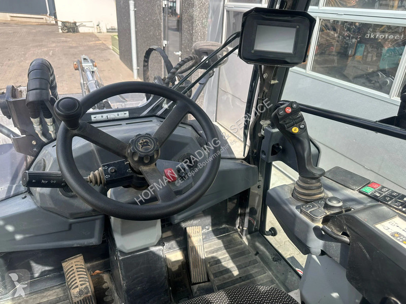 مُحمّلة Bobcat L75