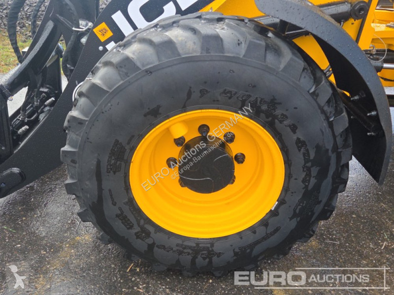 Shovel JCB 409