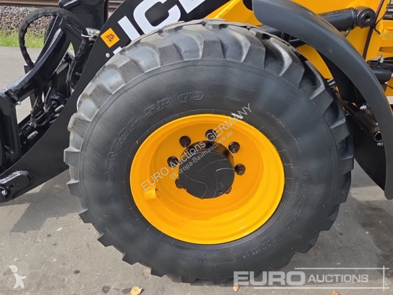 Товарач JCB 409