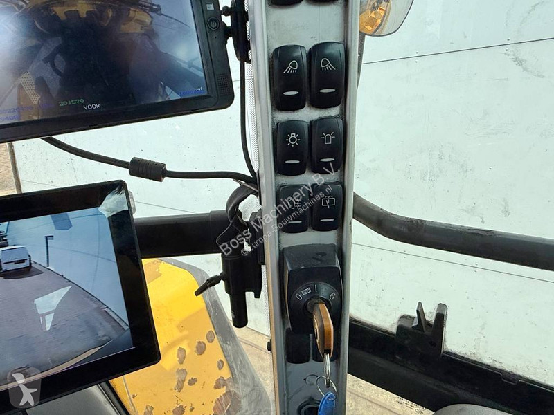 Nakladač Volvo L220H - CDC Steering / Excellent...