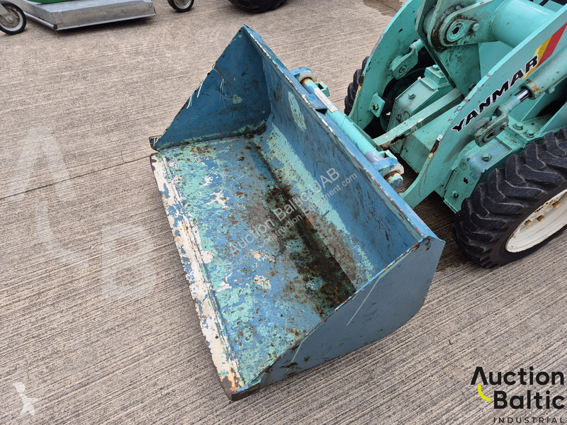 Nakladač Yanmar VS1