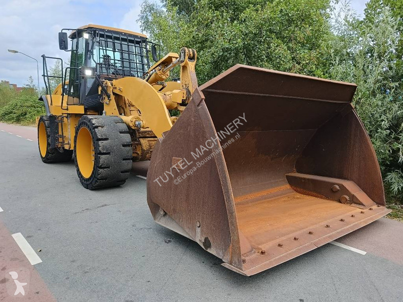 مُحمّلة Caterpillar shovel wiellader loader lader