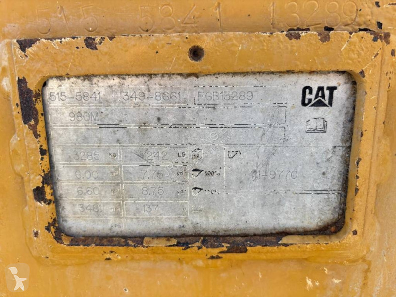 Nakladač Caterpillar 980 M