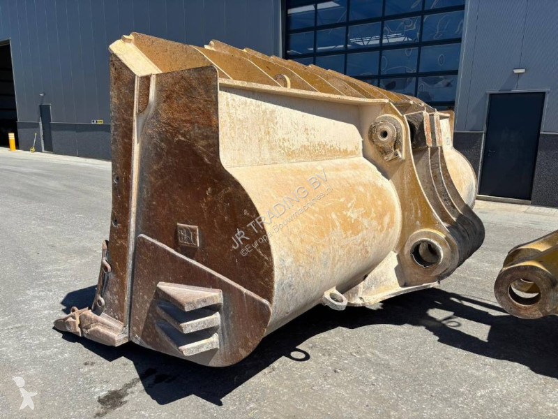 Nakladač Caterpillar (full service history...