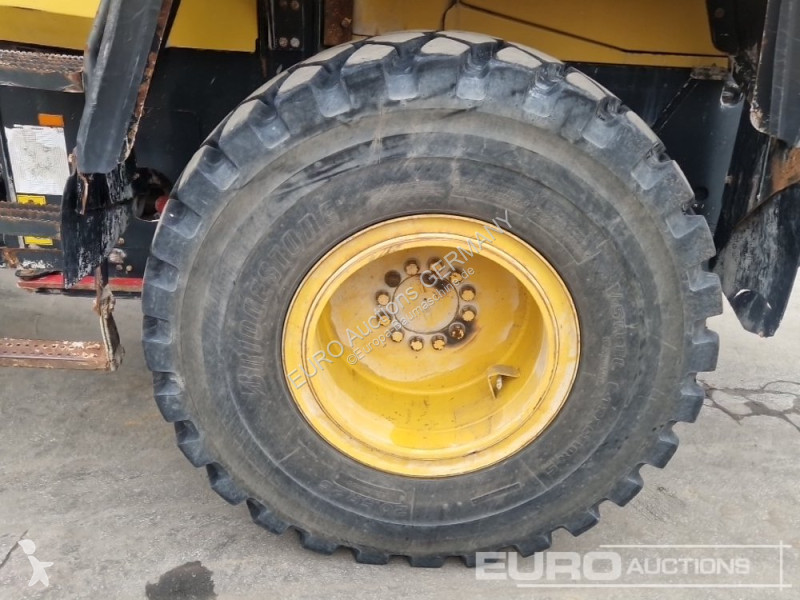 Incarcator Komatsu
