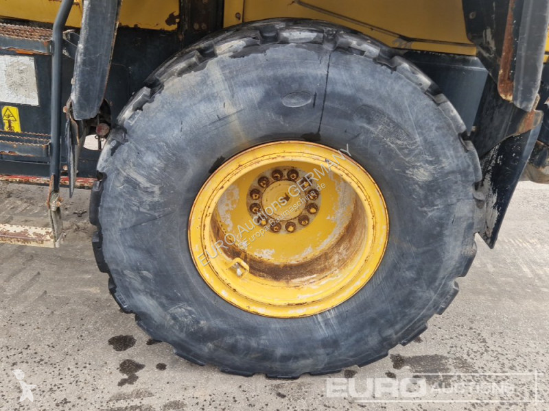 Incarcator Komatsu WA200