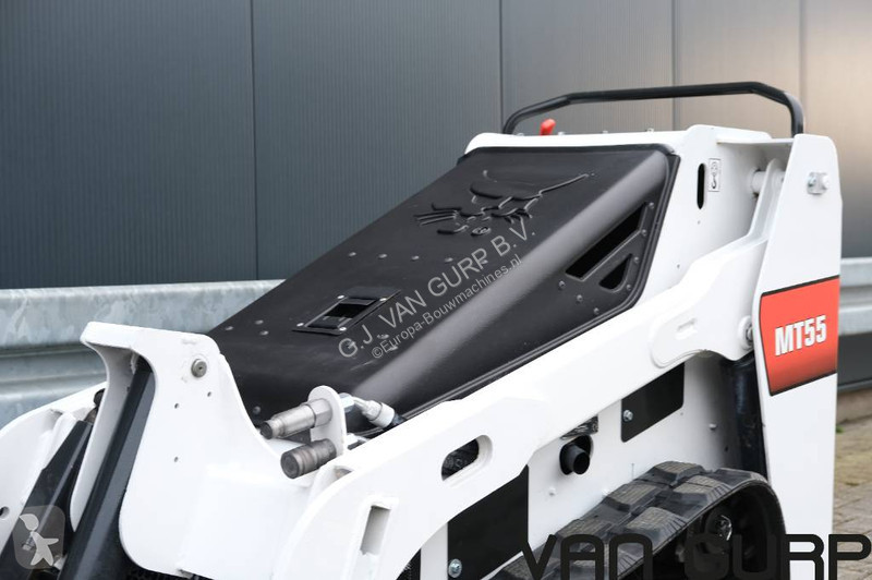 Pala cargadora Bobcat | | 2022 | 211h