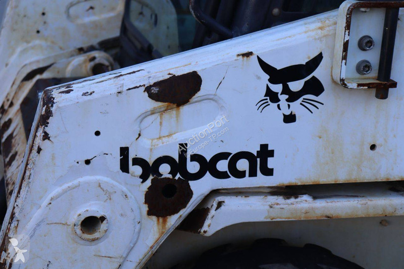 Фронтальный погрузчик Bobcat