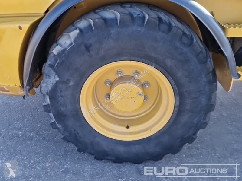 Chargeuse Caterpillar 908M