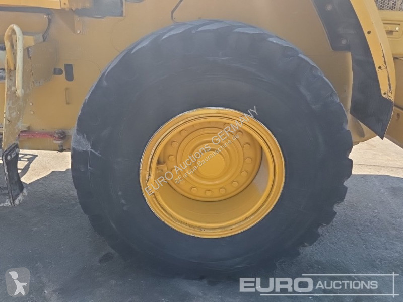 Товарач Caterpillar