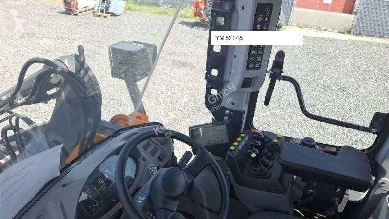 Навантажувач Hitachi ZW180-7