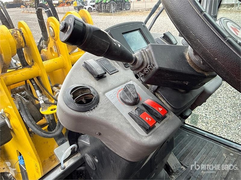 Wacker Neuson WL60 loader