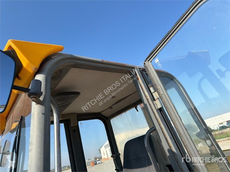 Pala cargadora JCB 409