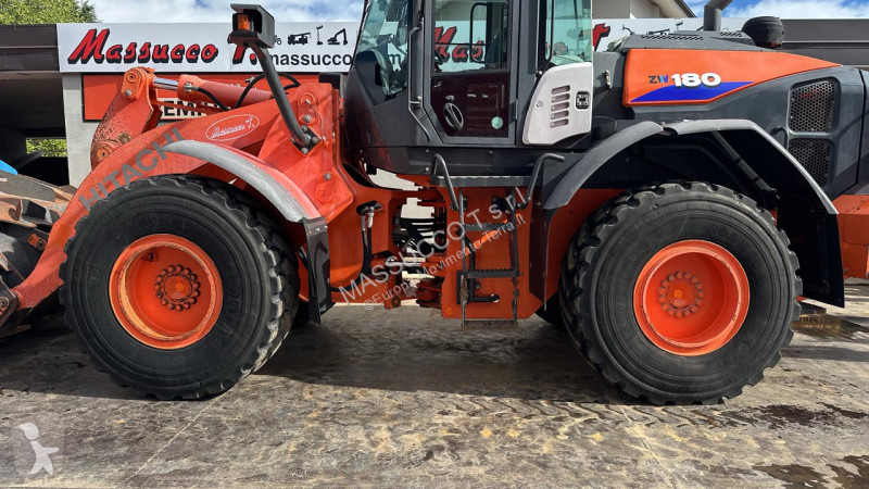 Lastare Hitachi