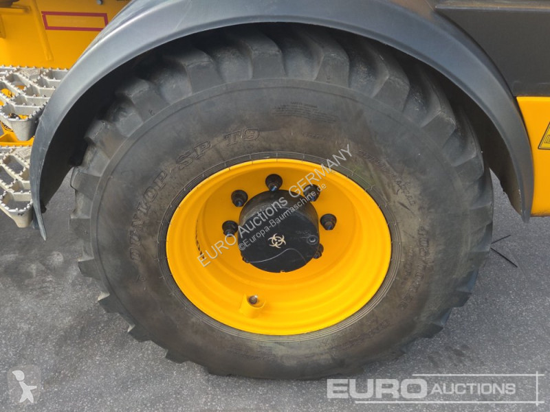 Lastare JCB 409