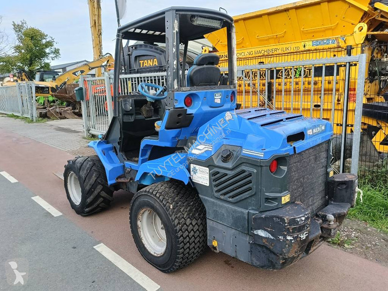 Chargeuse MultiOne 10.8DT minishovel 2140 kg...