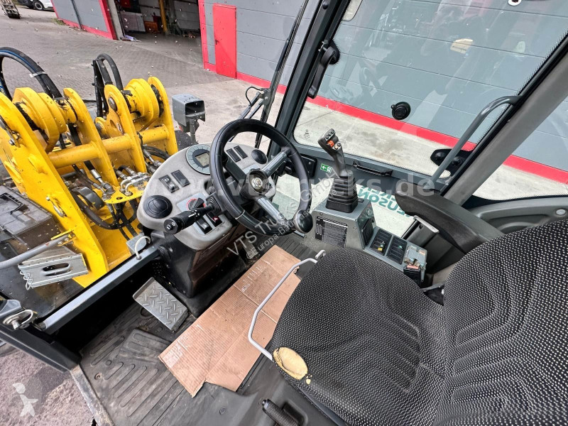 Фронтальный погрузчик Wacker Neuson WL 70 4x4...