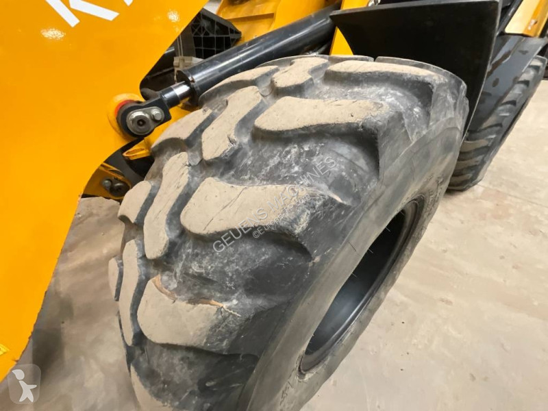 Pala cargadora Kubota R 090