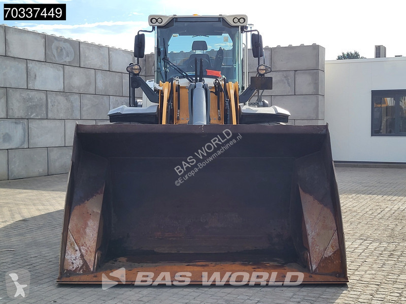 Фронтальный погрузчик Liebherr