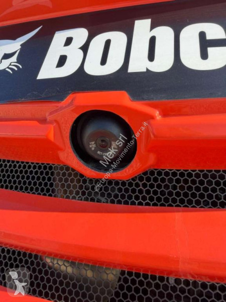 Фронтальный погрузчик Bobcat L85