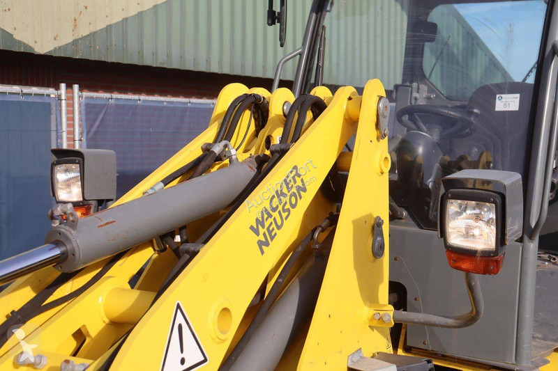 Chargeuse Neuson WL54