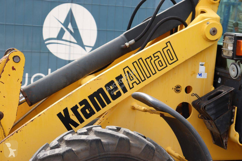 Chargeuse Kramer 418