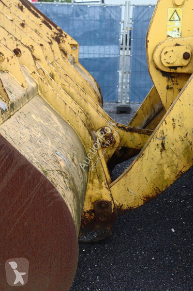 Chargeuse Komatsu WF450-3D