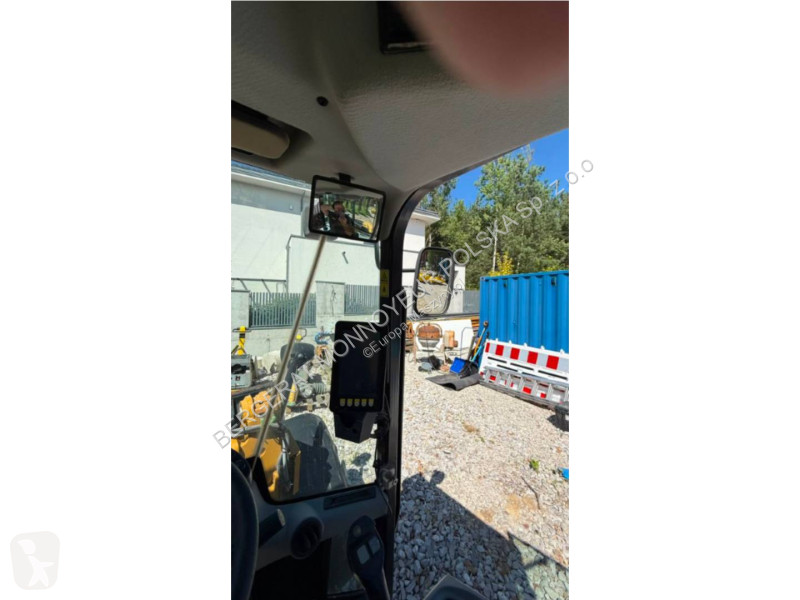 مُحمّلة Caterpillar 906M