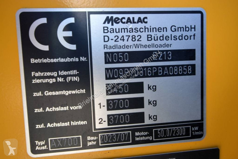 Chargeuse Mecalac AX 700