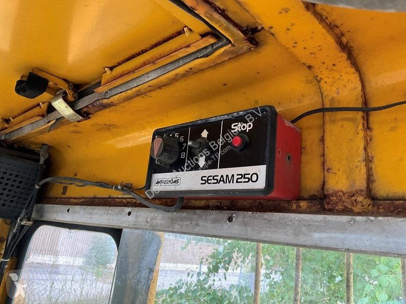 Chargeuse Volvo LM841