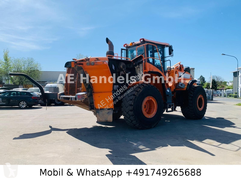 Chargeuse Doosan 4503...