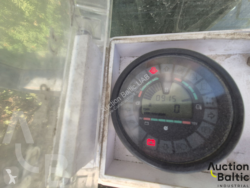 Chargeuse Mustang AL 306