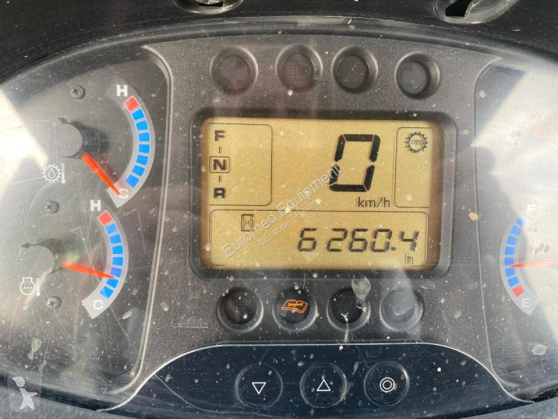 Chargeuse Hitachi