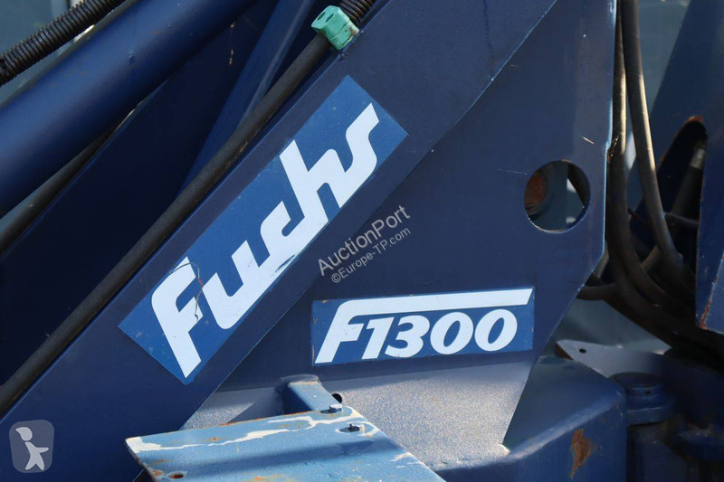 مُحمّلة Fuchs F1300