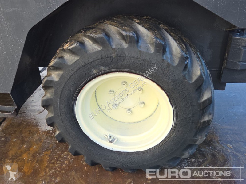 Shovel Yanmar V3