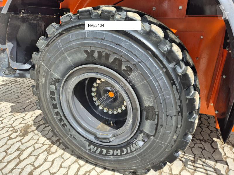 Товарач Hitachi 7
