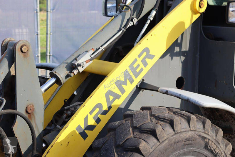 Kramer 353 loader