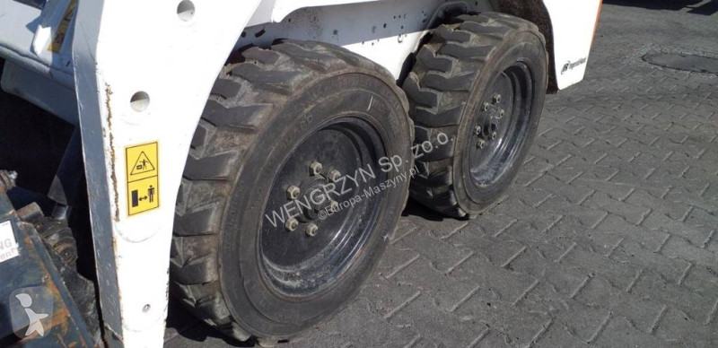 Nakladač Bobcat Miniładowarka kołowa BOBCAT S100