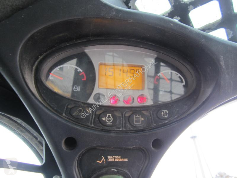 Pá carregadora Bobcat  S450