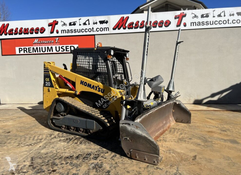 Pá carregadora Komatsu CK 20 HF