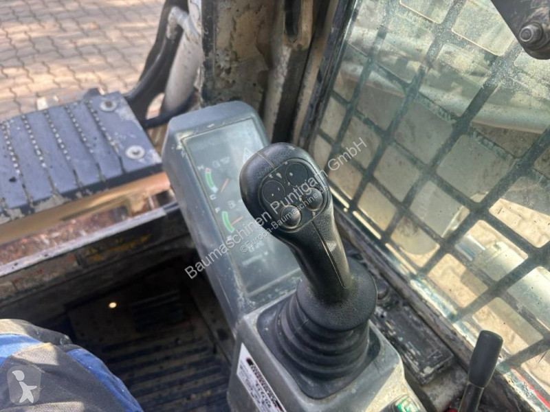 Shovel Takeuchi