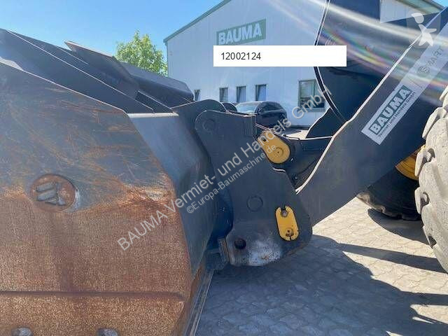 Pala cargadora John Deere 744 P MIETE / RENTAL...