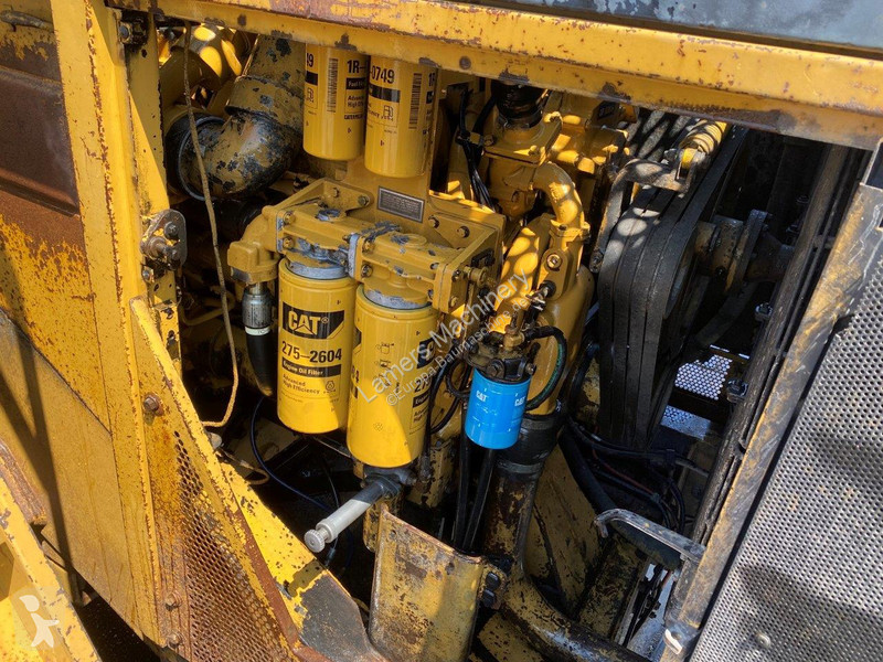 Shovel Caterpillar NVT