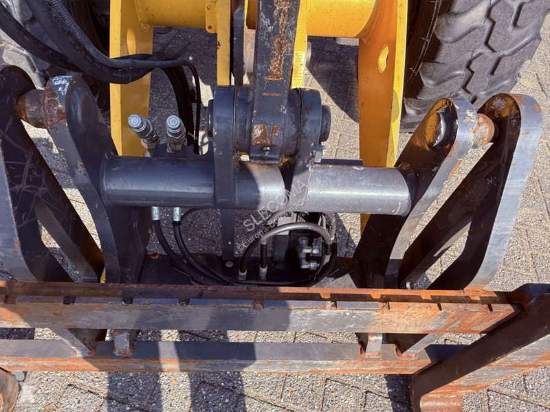 Incarcator New Holland TC Wiellader