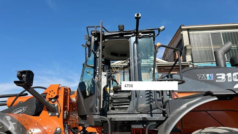 Shovel Hitachi -7